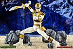 Click image for larger version

Name:	Power-Rangers-Lightning-Collection-Mighty-Morphin-White-Ranger-047.jpg
Views:	266
Size:	271.3 KB
ID:	52356