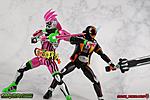 Click image for larger version

Name:	SH-Figuarts-Kamen-Rider-Ex-Aid-Action-Gamer-Level 2-054.jpg
Views:	410
Size:	173.3 KB
ID:	40878