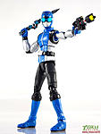 Click image for larger version

Name:	SH-Figuarts-Blue-Buster-038.JPG
Views:	415
Size:	422.3 KB
ID:	35172