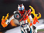 Click image for larger version

Name:	SH-Figuarts-Kamen-Rider-Dead-Heat-Mach-001.JPG
Views:	914
Size:	687.4 KB
ID:	34064