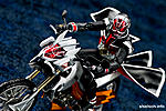 Click image for larger version

Name:	S.H.Figuarts Machine Winger 6 .jpg
Views:	339
Size:	98.3 KB
ID:	10210