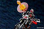 Click image for larger version

Name:	S.H.Figuarts Machine Winger 7.jpg
Views:	319
Size:	96.8 KB
ID:	10211