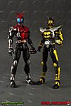 Click image for larger version

Name:	SH-Figuarts-Kamen-Rider-The-Bee-039.jpg
Views:	500
Size:	276.5 KB
ID:	38929