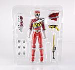 Click image for larger version

Name:	SH-Figuarts-Kyoryu-Red-006 (1280x1200).jpg
Views:	475
Size:	553.8 KB
ID:	27137