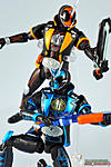 Click image for larger version

Name:	SH-Figuarts-Kamen-Rider-Specter-059.jpg
Views:	388
Size:	304.9 KB
ID:	36600