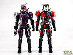 Click image for larger version

Name:	SH-Figuarts-Kamen-Rider-Super-Dead-Heat-Drive-036.JPG
Views:	536
Size:	545.3 KB
ID:	35282