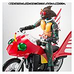 Click image for larger version

Name:	shfiguarts-kamen-rider-amazon-jungler-set-limited-edition1.jpg
Views:	178
Size:	95.1 KB
ID:	22700
