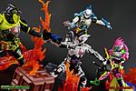 Click image for larger version

Name:	SH-Figuarts-Kamen-Rider-GenM-Zombie-Gamer-Level-X-067.jpg
Views:	309
Size:	277.1 KB
ID:	44589