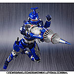 Click image for larger version

Name:	SH Figuarts Blue Beet 06.jpg
Views:	240
Size:	118.6 KB
ID:	22677