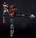 Click image for larger version

Name:	SIC-Kamen-Rider-Kiva-033.jpg
Views:	415
Size:	290.9 KB
ID:	31971