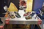 Click image for larger version

Name:	Power Rangers Toy Fair 2012 054.jpg
Views:	506
Size:	95.3 KB
ID:	867