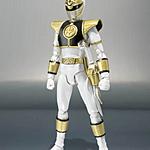 Click image for larger version

Name:	S.H.Figuarts Mighty Morphin White Ranger 3.jpg
Views:	243
Size:	17.8 KB
ID:	47858