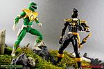 Click image for larger version

Name:	Power-Rangers-Lightning-Collection-Fighting-Spirit-Green-Ranger-MMPR-Putty-024.jpg
Views:	334
Size:	282.5 KB
ID:	54975