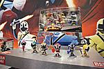 Click image for larger version

Name:	Power Rangers Toy Fair 2012 008.jpg
Views:	1292
Size:	94.9 KB
ID:	823