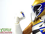 Click image for larger version

Name:	SH-Figuarts-Kyoryu-Gold-034.JPG
Views:	488
Size:	486.4 KB
ID:	33067