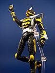 Click image for larger version

Name:	Kamen Rider TheBee 08.jpg
Views:	395
Size:	80.6 KB
ID:	2250
