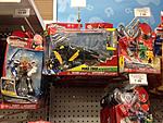 Click image for larger version

Name:	Dino-Charge-Para-and-Raptor-Zords-At-Retail-001.jpg
Views:	1091
Size:	226.9 KB
ID:	25057