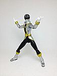 Click image for larger version

Name:	SHF-Gokai-Silver-007.jpg
Views:	1208
Size:	119.2 KB
ID:	10646