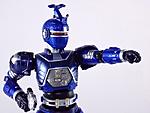Click image for larger version

Name:	S.H.-Figuarts-Blue-Beet-031.JPG
Views:	308
Size:	647.7 KB
ID:	27639