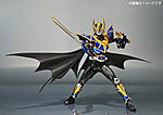 Click image for larger version

Name:	SH Figuarts Kamen Rider Knight Survive 01.jpg
Views:	440
Size:	94.6 KB
ID:	3160