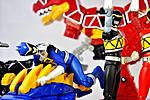 Click image for larger version

Name:	Dino_Charge_Para_Zord_042.JPG
Views:	389
Size:	256.5 KB
ID:	25630