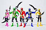 Click image for larger version

Name:	Power-Rangers-Super-Megaforce-5-inch-29.jpg
Views:	350
Size:	647.9 KB
ID:	18094